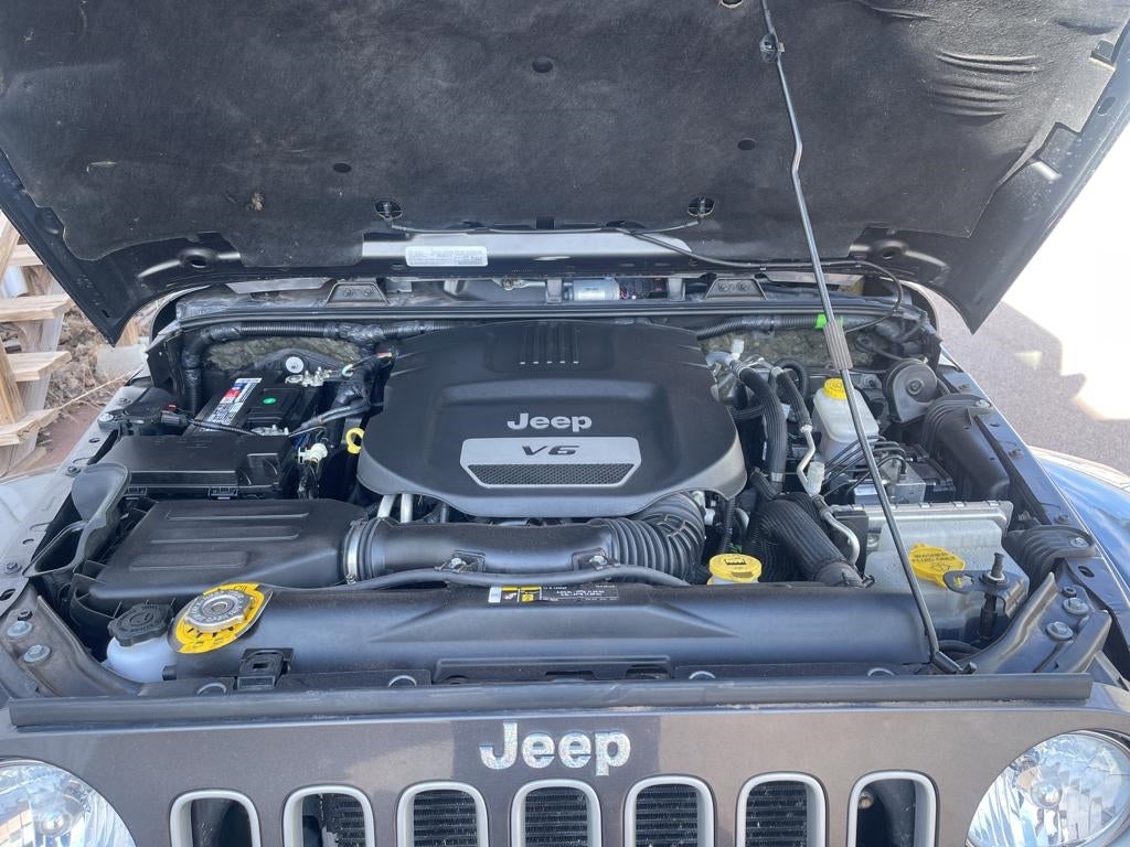2018 Jeep Wrangler JK Sahara